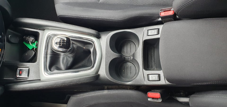 Nissan Qashqai 1,2 Dig-T 115 Tekna 5d