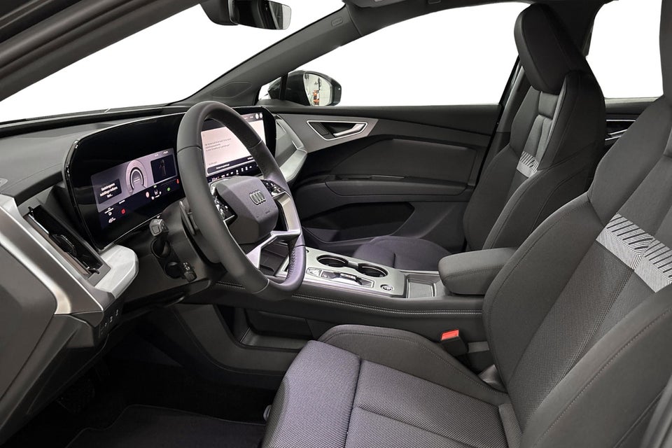 Audi Q4 e-tron performance 5d