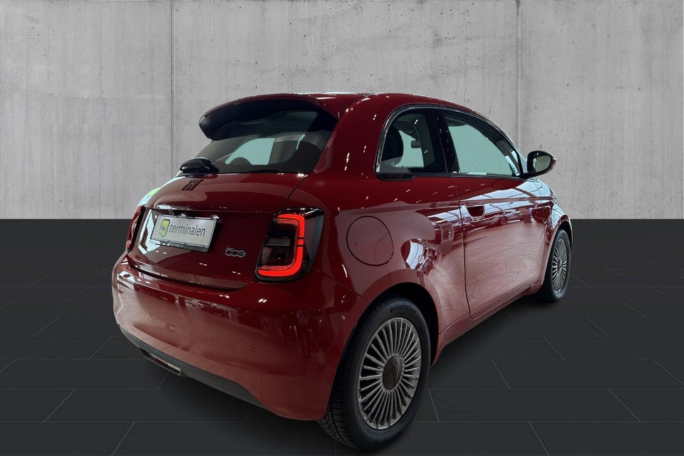 Fiat 500e 24 (RED) 3d