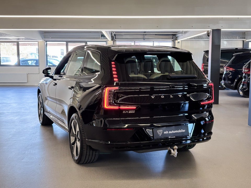 Volvo EX90 Plus 7prs 5d