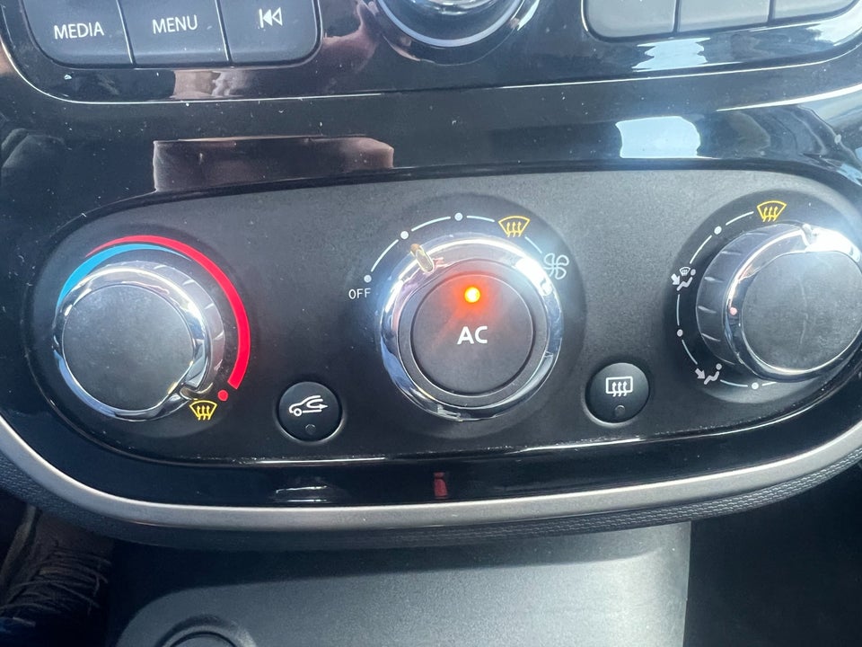 Renault Captur 1,5 dCi 90 Expression 5d