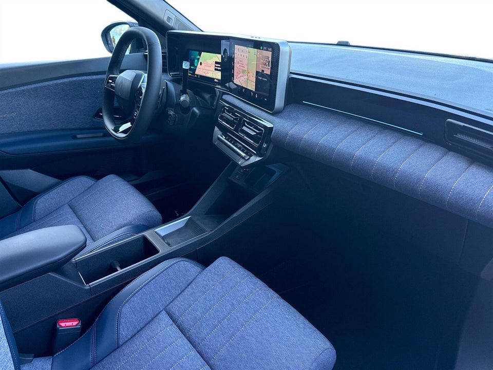 Renault 4 E-Tech 52 Techno 5d