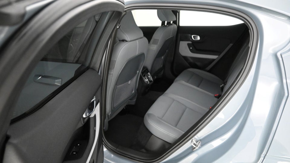 Polestar 2 Long Range AWD 5d