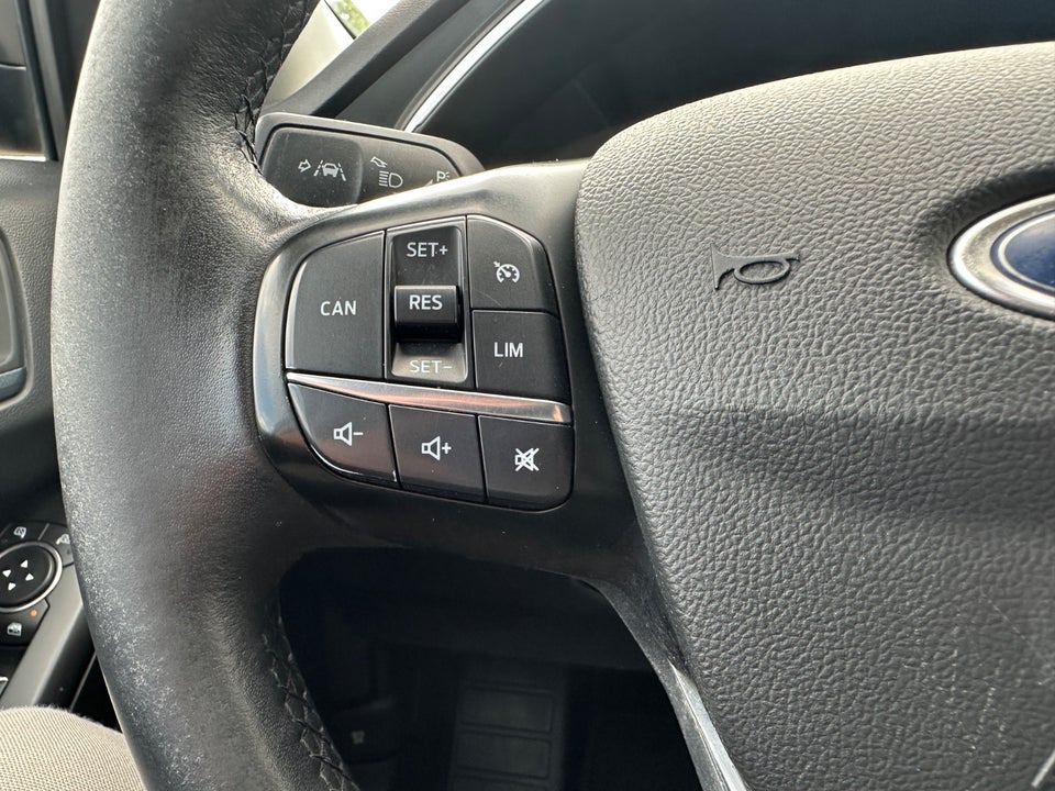 Ford Focus 1,5 EcoBlue Active X stc. aut. Van 5d