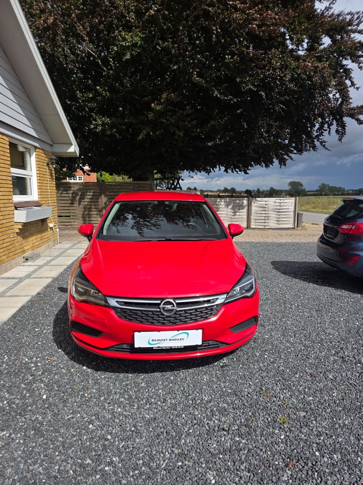 Opel Astra 1,0 T 105 Enjoy 5d