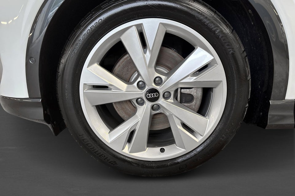 Audi Q4 e-tron 45 Progress 5d