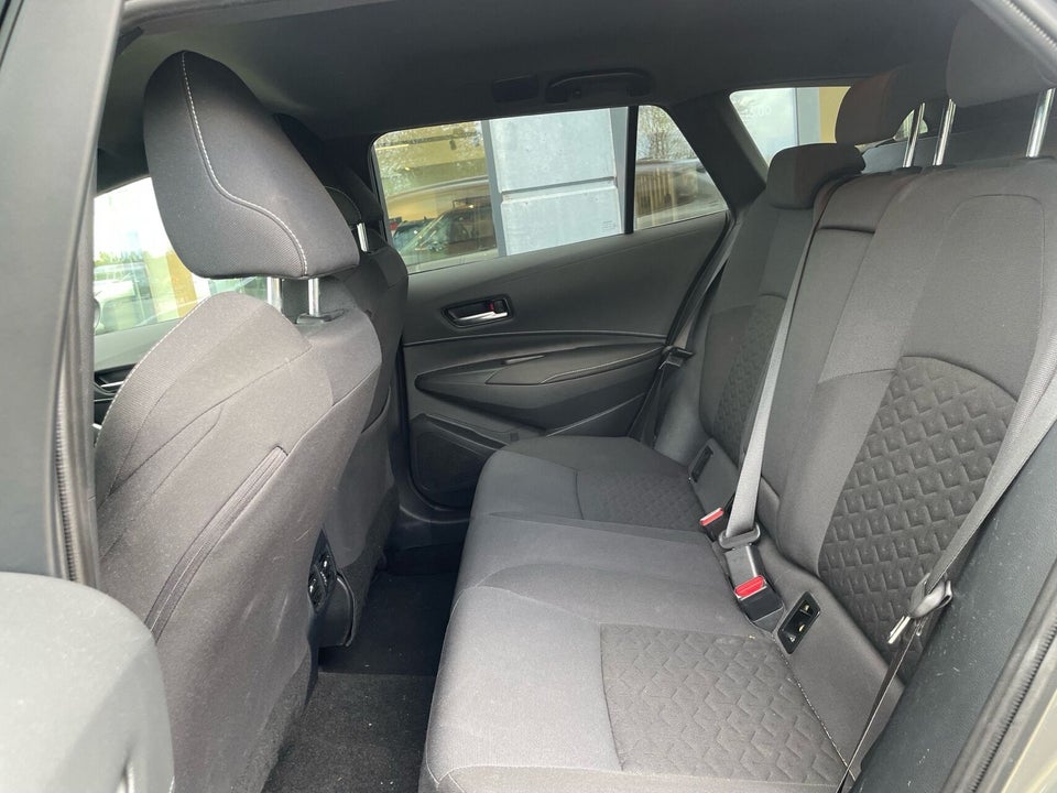 Toyota Corolla 1,8 Hybrid H3 Smart Touring Sports MDS 5d