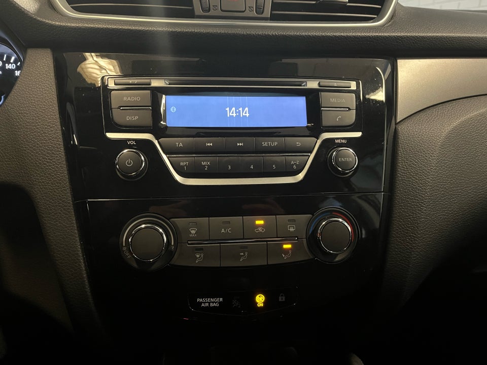 Nissan Qashqai 1,3 Dig-T 140 Visia 5d