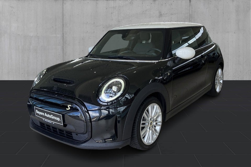 MINI Cooper SE Classic Trim 3d