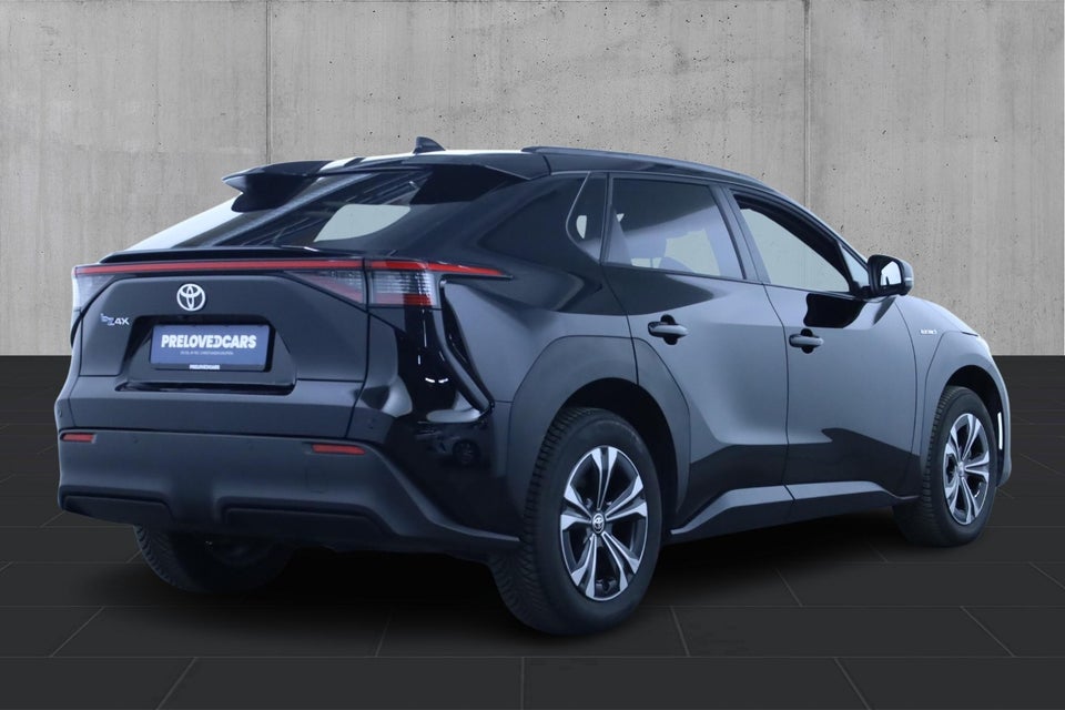 Toyota bZ4X Active 5d