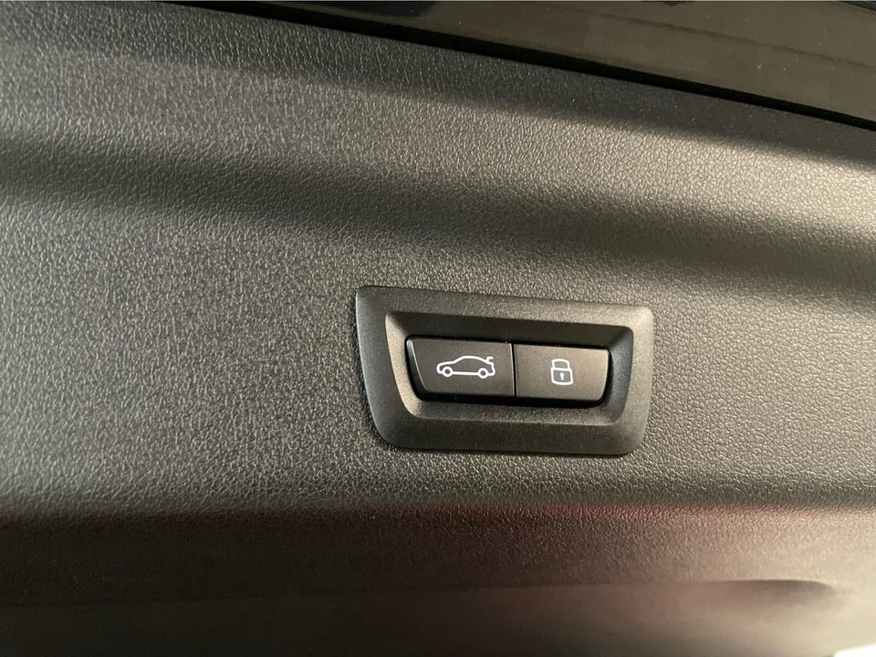 BMW iX1 eDrive20 M-Sport 5d