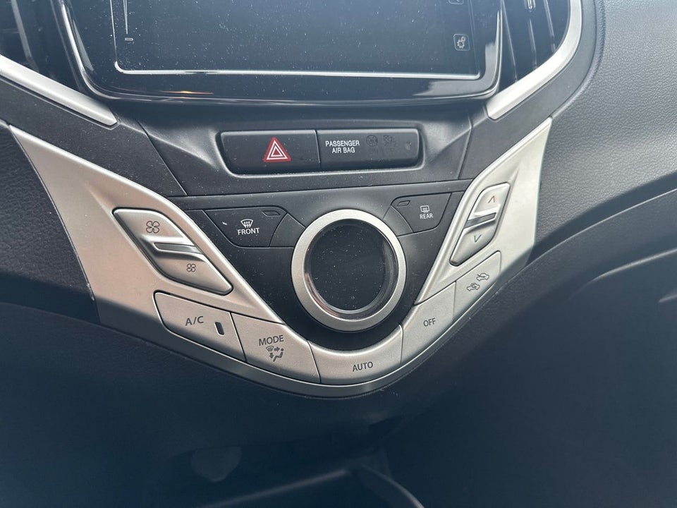 Suzuki Baleno 1,2 Dualjet mHybrid Exclusive Gold 5d