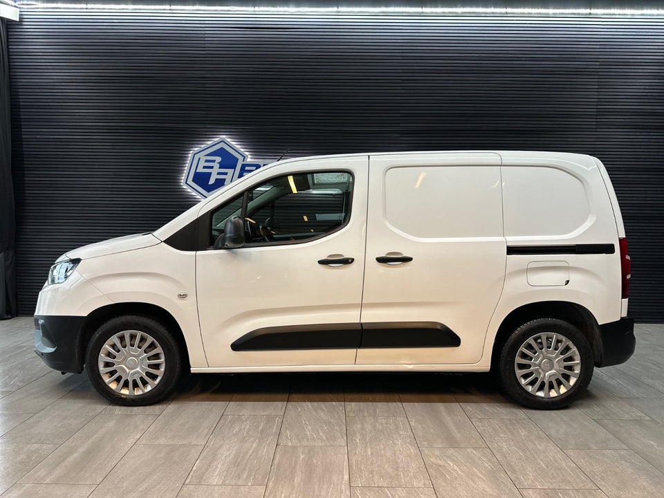 Toyota ProAce City 1,5 D 102 Medium Comfort 6d