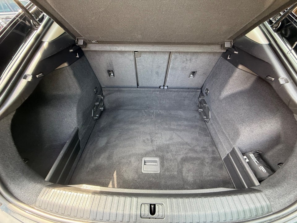 Audi Q3 35 TDi Prestige Sportback S-tr. 5d