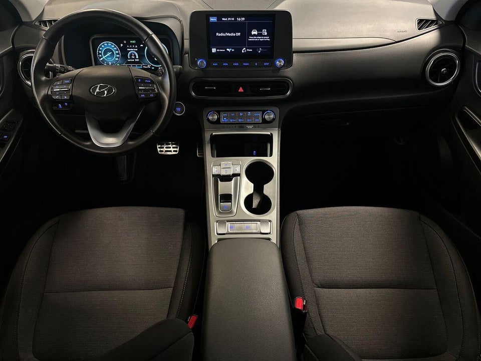Hyundai Kona 39 EV Essential 5d