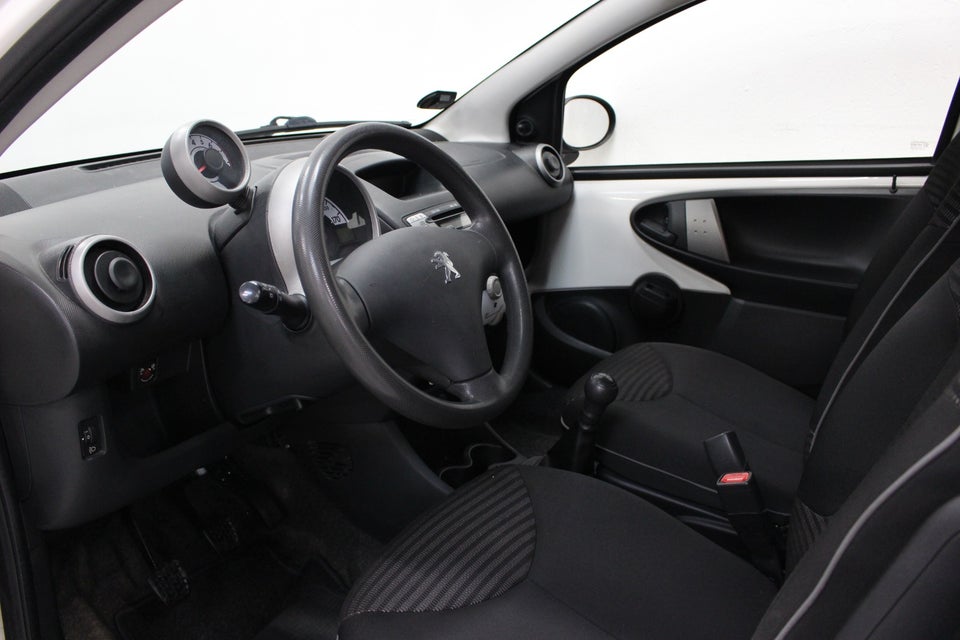 Peugeot 107 1,0 Cool 5d