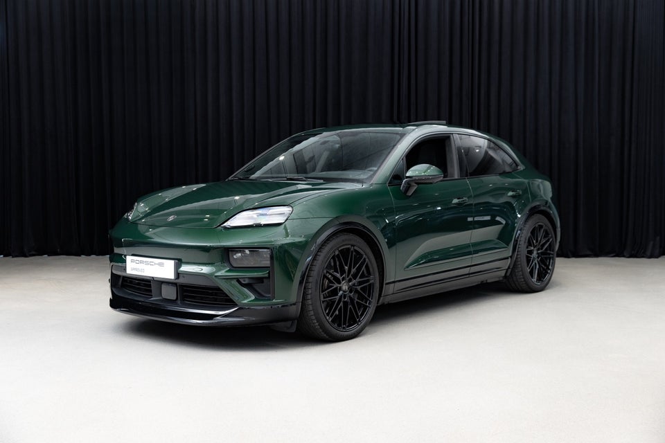 Porsche Macan Turbo 5d