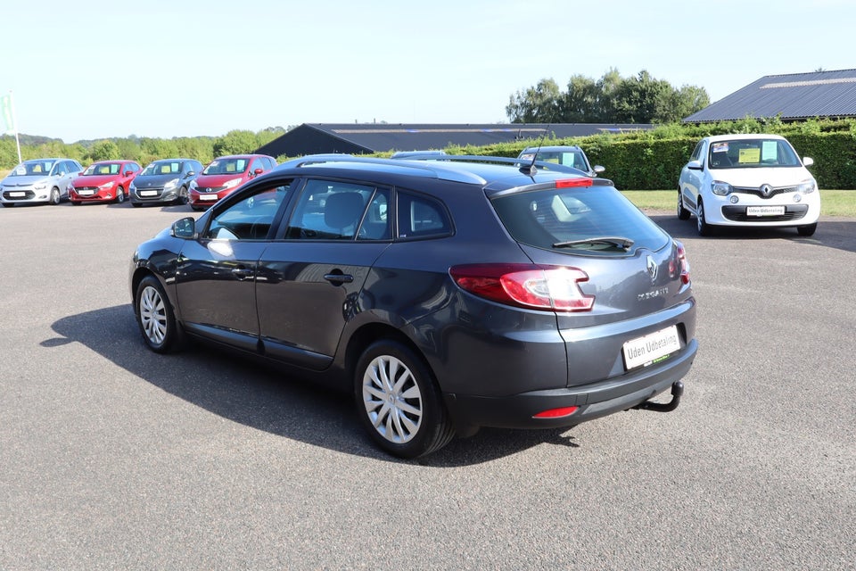 Renault Megane III 1,5 dCi 110 Expression Sport Tourer aut. 5d