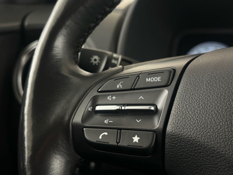 Hyundai Kona 64 EV Essential 5d