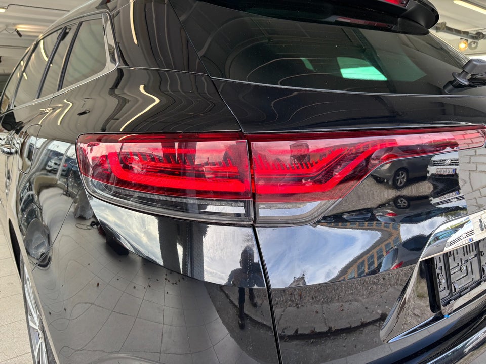 Renault Megane IV 1,6 E-Tech R.S. Line Sport Tourer 5d