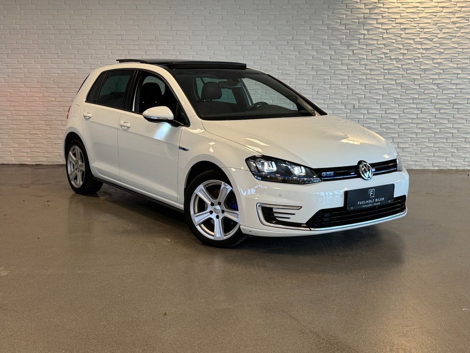 VW Golf VII 1,4 GTE DSG 5d