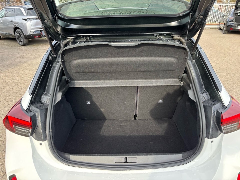 Opel Corsa 1,2 GS 5d