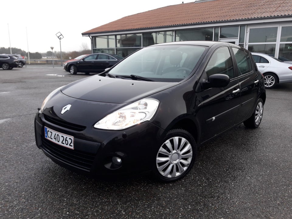 Renault Clio III 1,5 dCi 65 Expression 5d