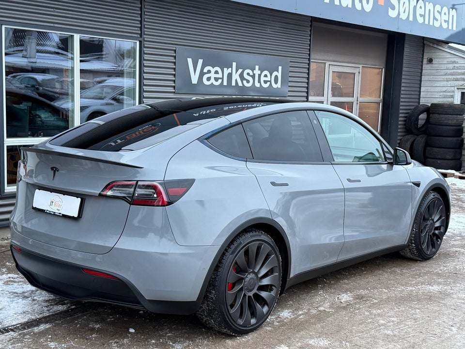 Tesla Model Y Performance AWD 5d