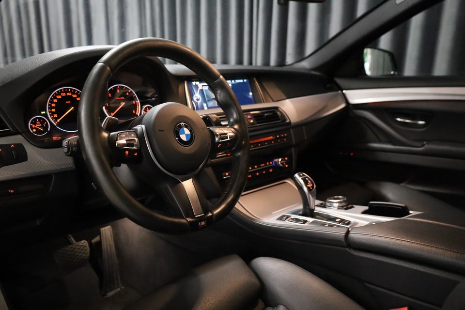 BMW 530d 3,0 Touring M-Sport xDrive aut. 5d