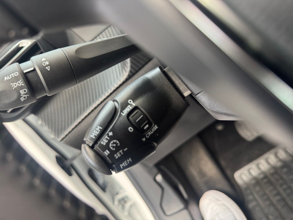 Peugeot e-208 50 Active Pack 5d