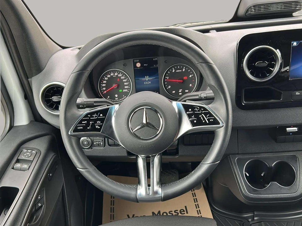 Mercedes Sprinter 317 2,0 CDi A2 Kassevogn PRO aut. RWD