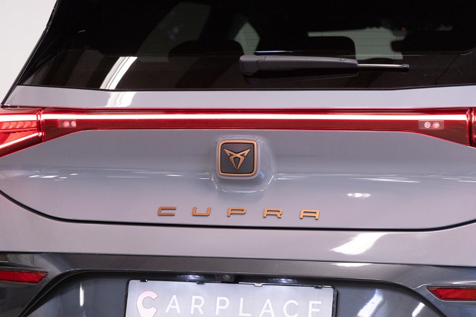 Cupra Born 58  5d