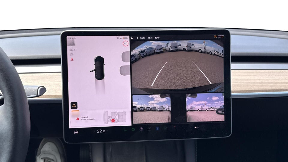Tesla Model 3 Long Range AWD 4d