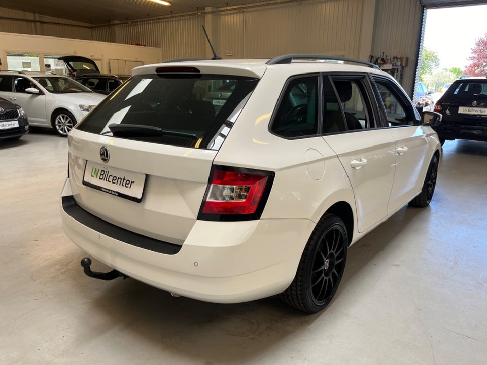 Skoda Fabia 1,2 TSi 110 Ambition Combi DSG 5d