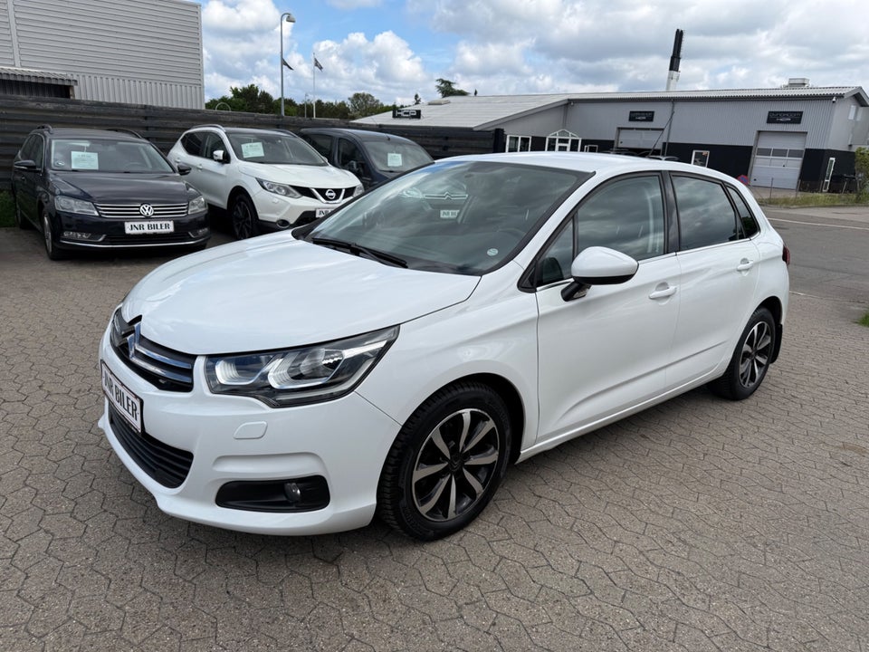 Citroën C4 1,6 BlueHDi 120 Challenge EAT6 5d
