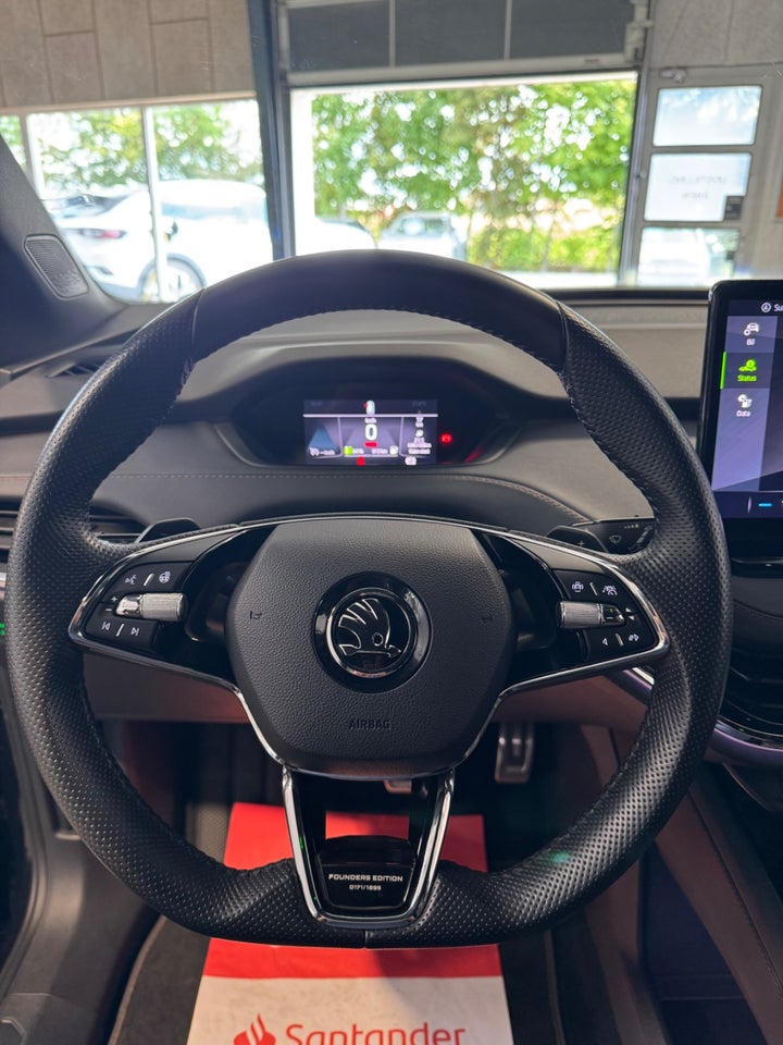 Skoda Enyaq 60 iV Founders Edition 5d