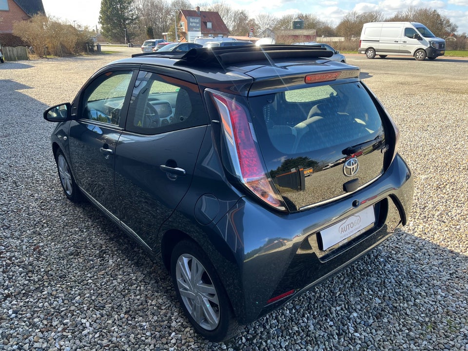Toyota Aygo 1,0 VVT-i x-sky 5d