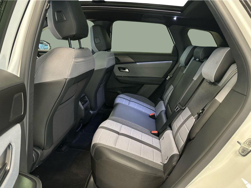 Opel Grandland-e 73 GS Sky 5d