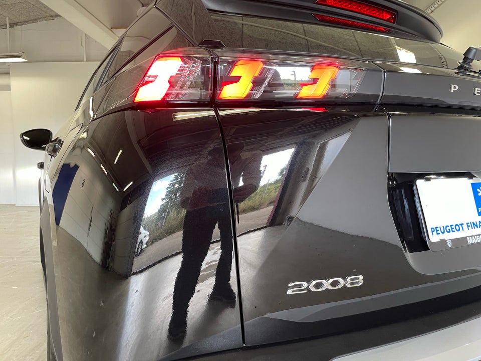 Peugeot 2008 1,2 PureTech 130 Vision Pack 5d