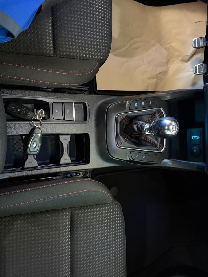 Ford Focus 1,5 EcoBlue ST-Line Business stc. 5d