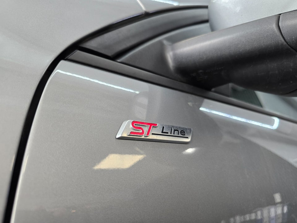 Ford Kuga 2,5 PHEV ST-Line X CVT 5d