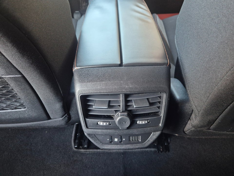 Peugeot 5008 1,2 e-THP 130 Active 7prs 5d