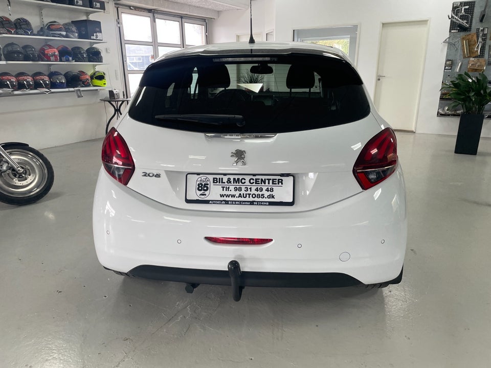 Peugeot 208 1,2 PureTech 82 Allure+ 5d