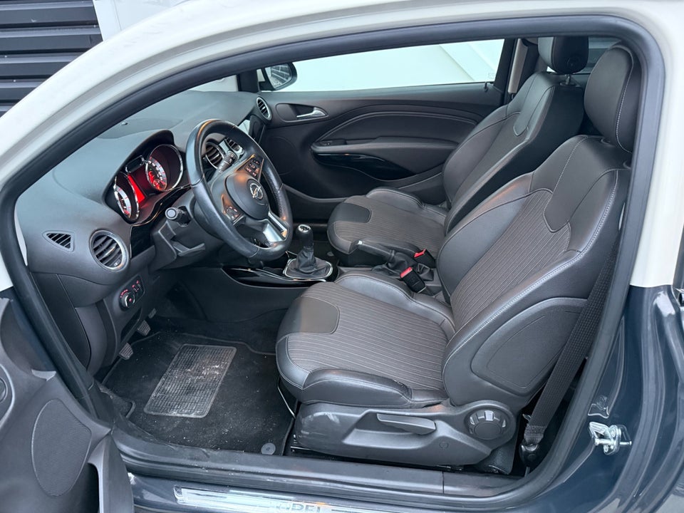 Opel Adam 1,4 87 Glam 3d