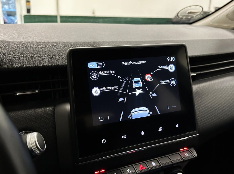 Renault Clio V 1,6 E-Tech Intens 5d