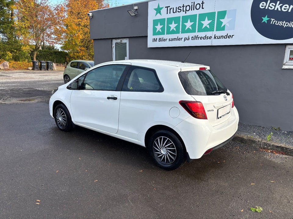 Toyota Yaris 1,0 VVT-i T1 3d
