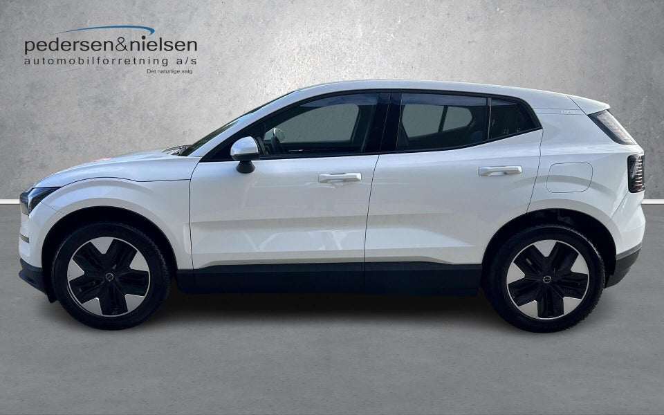 Volvo EX30 Extended Range Core 5d