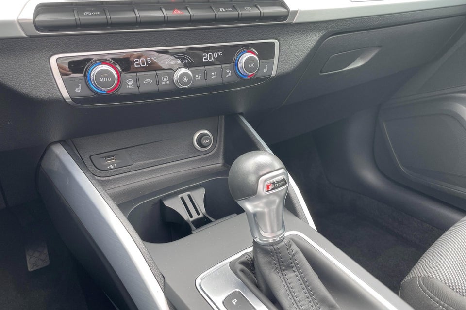 Audi Q2 35 TFSi Sport Prestige Select S-tr. 5d