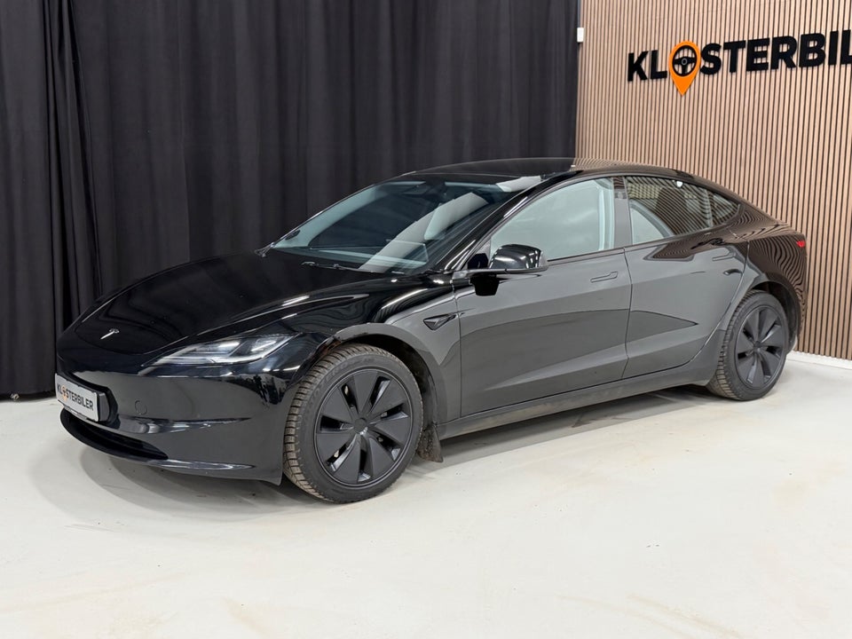 Tesla Model 3 RWD 4d