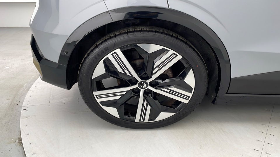 Renault Megane E-Tech 60 Iconic 5d